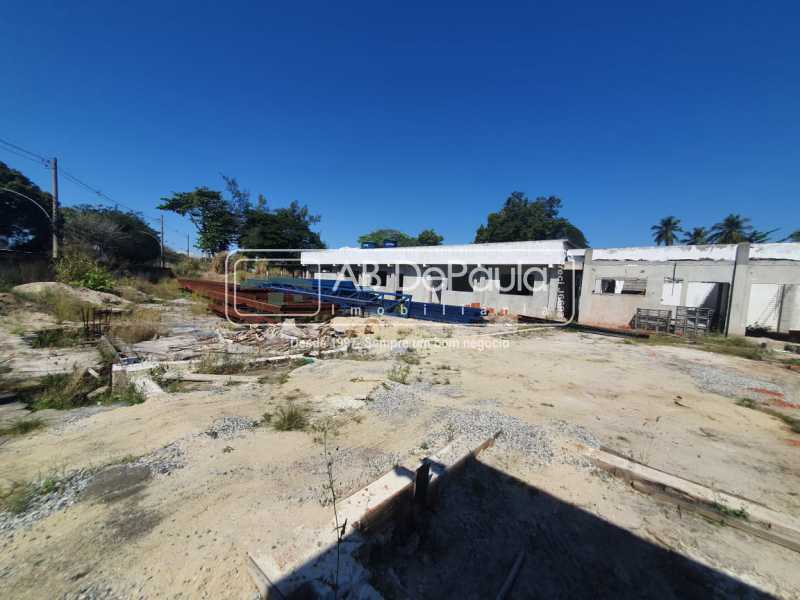 VILA MILITAR - EXCELENTE ÁREA COM 2.400M² - PARA GALPÃO