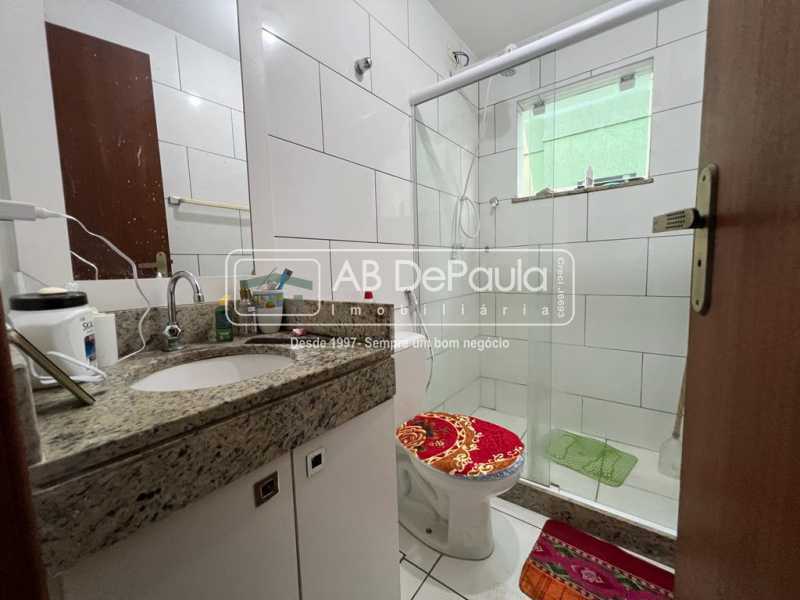 Valqueire - Ótima casa de vila fechada, juntinho à base aérea dos Afonsos: Possibilidades para aceiração de apartamento de menor valor, como parte de pagamento.