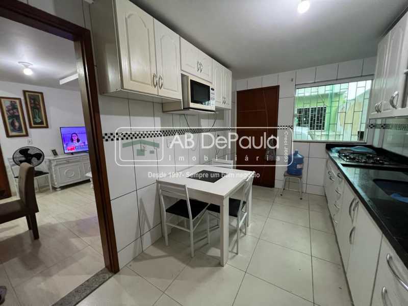 Valqueire - Ótima casa de vila fechada, juntinho à base aérea dos Afonsos: Possibilidades para aceiração de apartamento de menor valor, como parte de pagamento.
