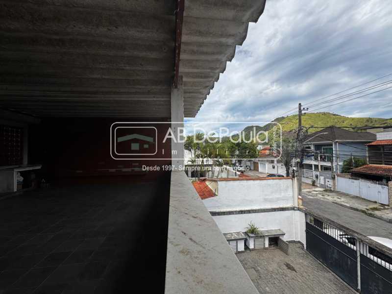 VENDE EM JARDIM SULACAP -  CASA COM AMPLO QUINTAL - E X C L U S I V I D A D E