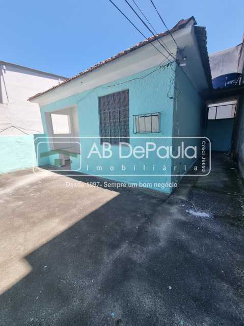 CASCADURA - CASA À VENDA DE FUNDOS COM ENTRADA INDEPENDENTE, COMPOSTA DE 1 QUARTO