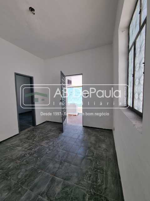 CASCADURA - CASA À VENDA DE FUNDOS COM ENTRADA INDEPENDENTE, COMPOSTA DE 1 QUARTO