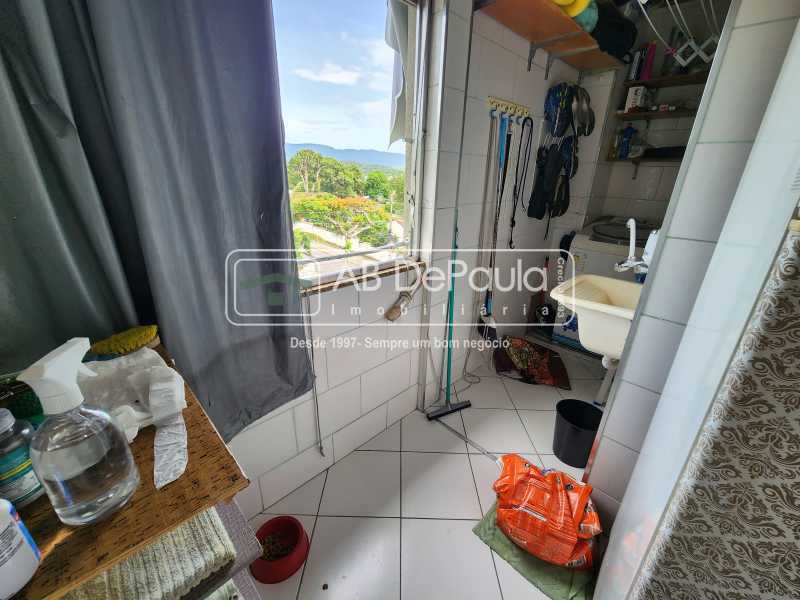 JARDIM SULACAP - Ótimo Apto. de frente, Vista Livre e Indevassável, 2 Qtos e 2 Banheiros