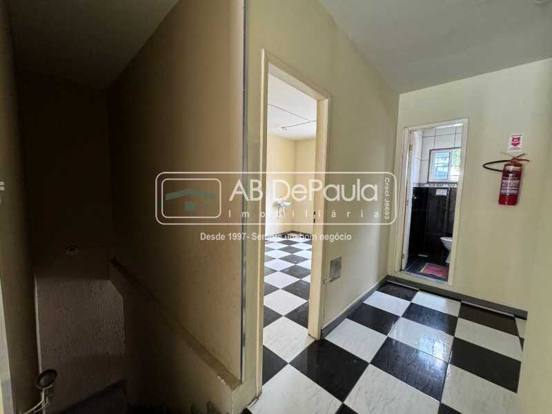 ALUGA EM REALENGO - SALA COMERCIAL COM 26 m²