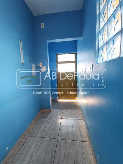 JARDIM SULACAP - ÓTIMA CASA LINEAR COM 06 DORMITÓRIOS E AMPLO TERRENO COM 416,00m2
