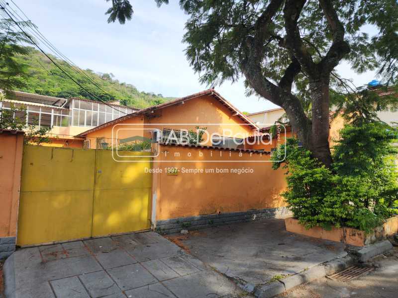 JARDIM SULACAP - ÓTIMA CASA LINEAR COM 06 DORMITÓRIOS E AMPLO TERRENO COM 416,00m2