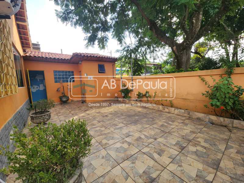 JARDIM SULACAP - ÓTIMA CASA LINEAR COM 06 DORMITÓRIOS E AMPLO TERRENO COM 416,00m2