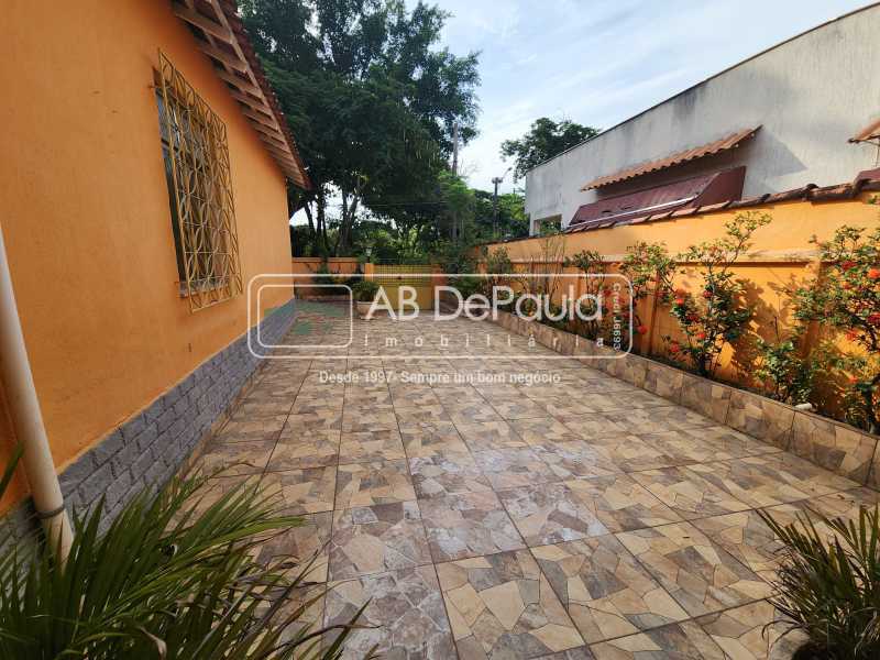 JARDIM SULACAP - ÓTIMA CASA LINEAR COM 06 DORMITÓRIOS E AMPLO TERRENO COM 416,00m2