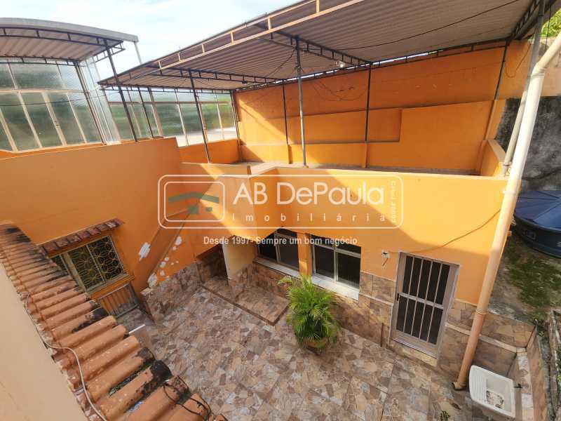 JARDIM SULACAP - ÓTIMA CASA LINEAR COM 06 DORMITÓRIOS E AMPLO TERRENO COM 416,00m2