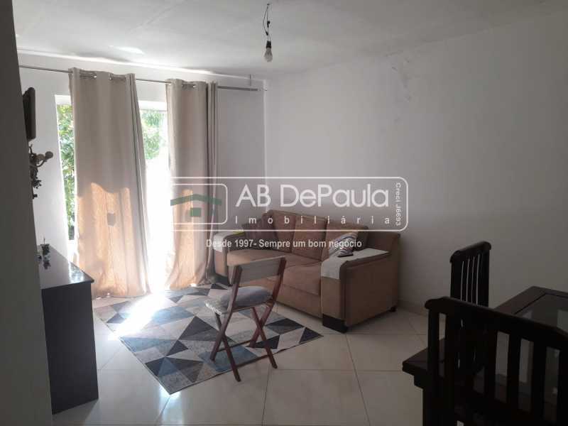 Casa 2 quartos à venda Rio de Janeiro,RJ Jardim Sulacap - R$ 380.000