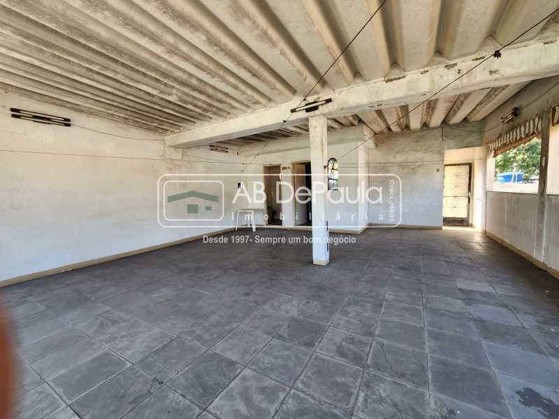 JARDIM SULACAP - Excelente residência, CLARA e AREJADA. São 03 Amplos Dormitórios (01 Suíte, Closet) 