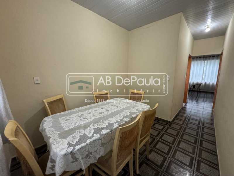 VENDE EM MAGALHÃES BASTOS - CASA LINEAR COM 02 QUARTOS