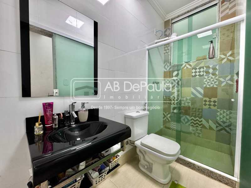 VENDE EM SULACAP - RUA VICENTE NEIVA - CASA DUPLEX COM EDÍCULA