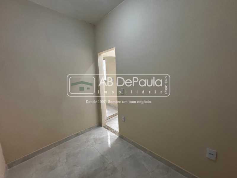 ALUGA EM REALENGO - R. LOTUS, 45 - CASA COM 01 QUARTO E 02 VAGAS DE GARAGEM