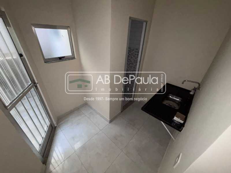 ALUGA EM REALENGO - R. LOTUS, 45 - CASA COM 01 QUARTO E 02 VAGAS DE GARAGEM