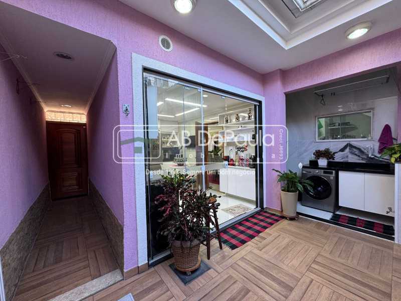 VENDE EM SULACAP - R. EUZÉBIO DE ALMEIDA - CASA TRIPLEX