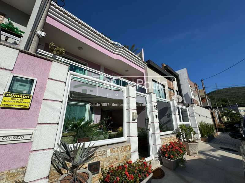 VENDE EM SULACAP - R. EUZÉBIO DE ALMEIDA - CASA TRIPLEX