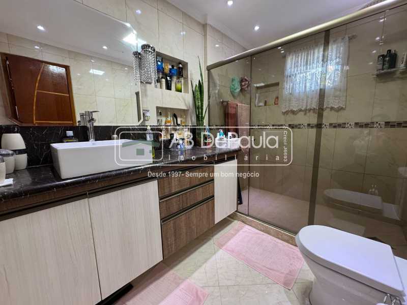 VENDE EM SULACAP - R. EUZÉBIO DE ALMEIDA - CASA TRIPLEX