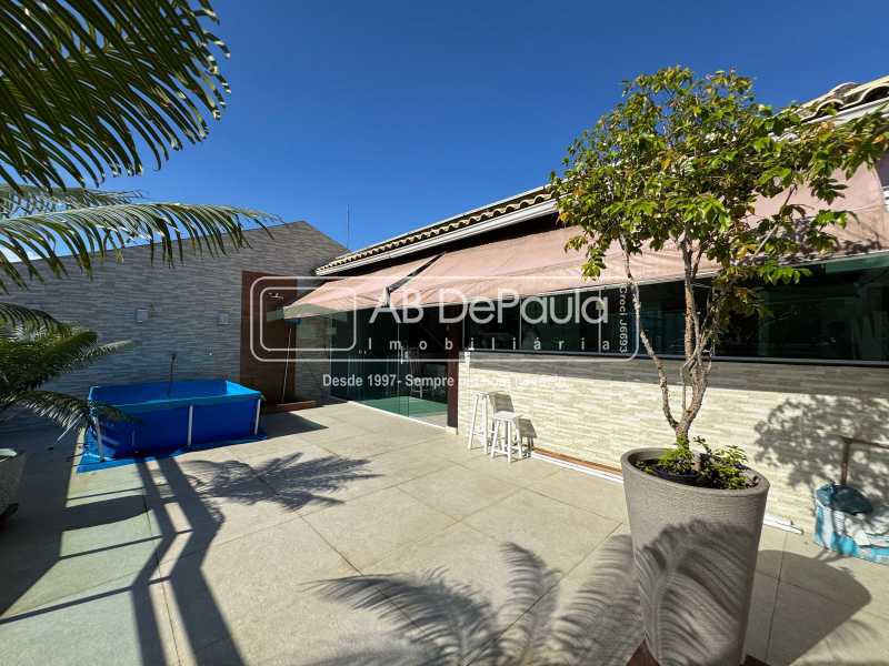 VENDE EM SULACAP - R. EUZÉBIO DE ALMEIDA - CASA TRIPLEX