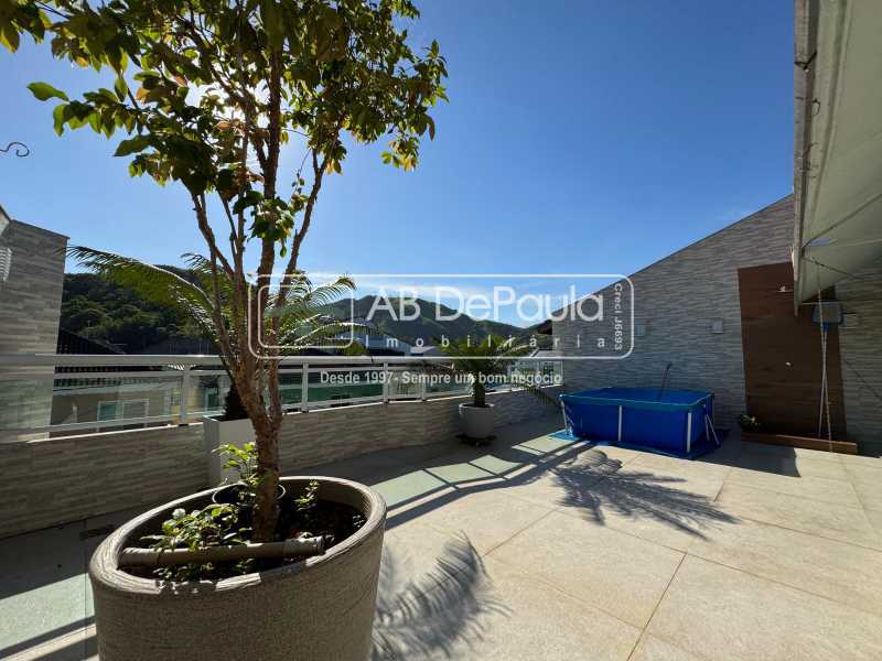 VENDE EM SULACAP - R. EUZÉBIO DE ALMEIDA - CASA TRIPLEX