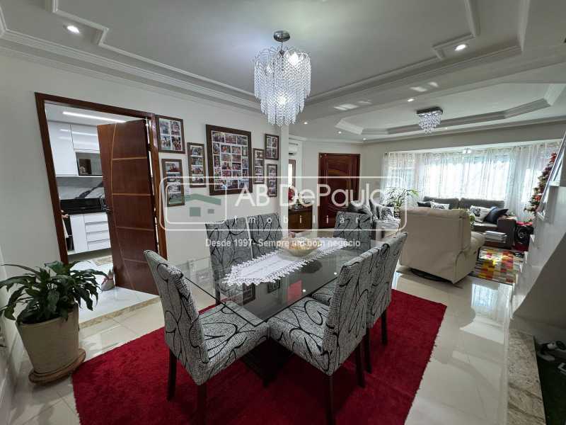 VENDE EM SULACAP - R. EUZÉBIO DE ALMEIDA - CASA TRIPLEX