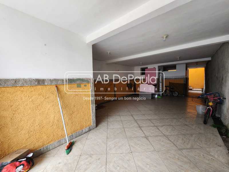 OPORTUNIDADE ÚNICA! - SULACAP - Linda residência em FINÍSSIMO ACABAMENTO, 03 Dormitórios (01 Suíte) - ABCA30258