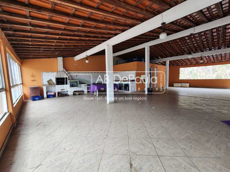 SULACAP - Linda residência em FINÍSSIMO ACABAMENTO, 03 Dormitórios (01 Suíte)
