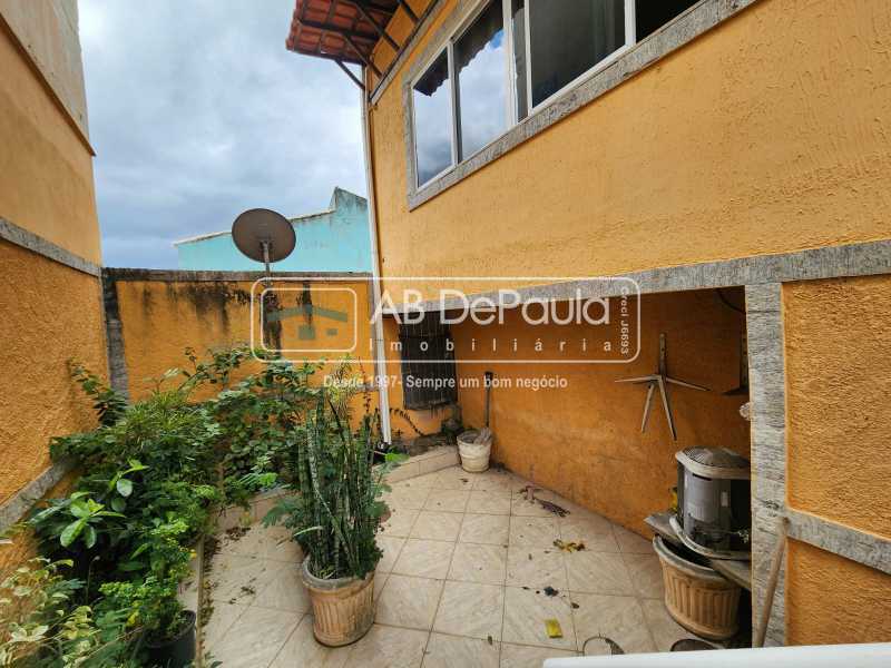 SULACAP - Linda residência em FINÍSSIMO ACABAMENTO, 03 Dormitórios (01 Suíte)