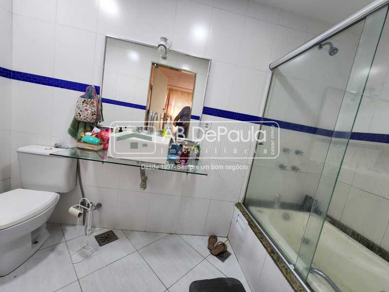 OPORTUNIDADE ÚNICA! - SULACAP - Linda residência em FINÍSSIMO ACABAMENTO, 03 Dormitórios (01 Suíte) - ABCA30258