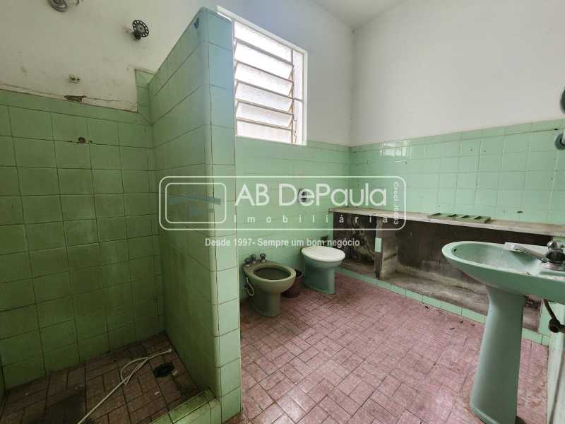 VILA VALQUEIRE - Em uma localização privilegiada do bairro. Excelente residência, 03 Dormitórios