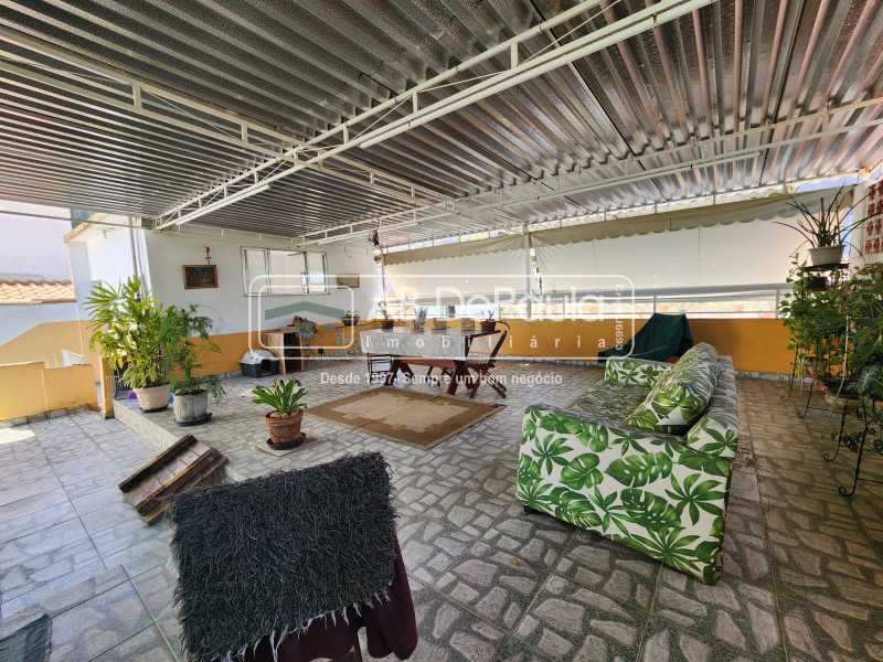 VILA VALQUEIRE - Juntinho a Praça Saiqui. Ótima casa, com 03 Amplos Dormitórios, localizada próximo a supermercados, bancos e a todo comércio existente no bairro,