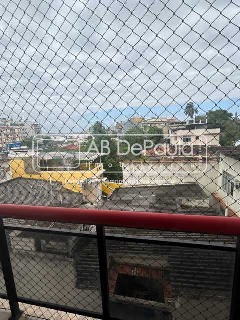 VILA VALQUEIRE - EXCELENTE  APARTAMENTO À VENDA COM 111 M² - 3 QUARTOS - 3 VARANDAS - DEP. EMPREGADA  COMPLETA - 1 VAGA