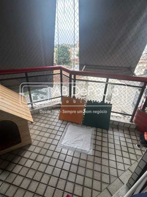 VILA VALQUEIRE - EXCELENTE  APARTAMENTO À VENDA COM 111 M² - 3 QUARTOS - 3 VARANDAS - DEP. EMPREGADA  COMPLETA - 1 VAGA