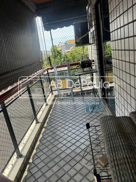 VILA VALQUEIRE - EXCELENTE  APARTAMENTO À VENDA COM 111 M² - 3 QUARTOS - 3 VARANDAS - DEP. EMPREGADA  COMPLETA - 1 VAGA