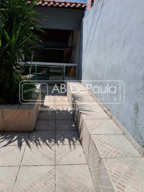 Casa 3 quartos à venda Rio de Janeiro,RJ Campo dos Afonsos - R$ 570.000