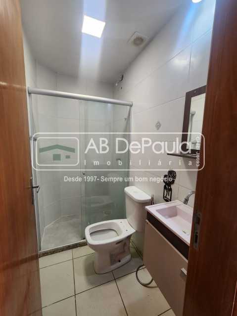 VENDE EM VILA VALQUEIRE - R. CAMARATUBA - APARTAMENTO TIPO CASA