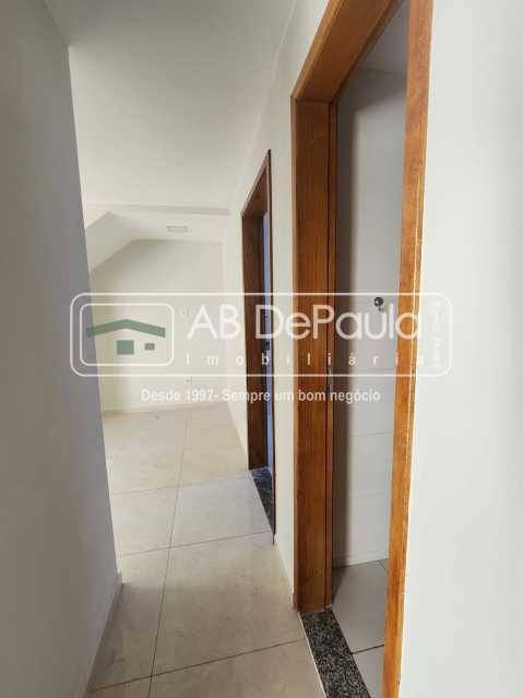 VENDE EM VILA VALQUEIRE - R. CAMARATUBA - APARTAMENTO TIPO CASA