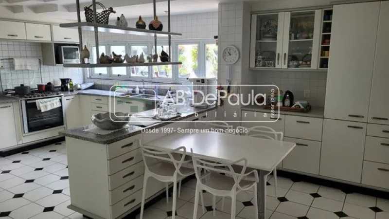 Barra da Tijuca - Residência Luxuosa à Venda - Condomínio  Crystal Lake
