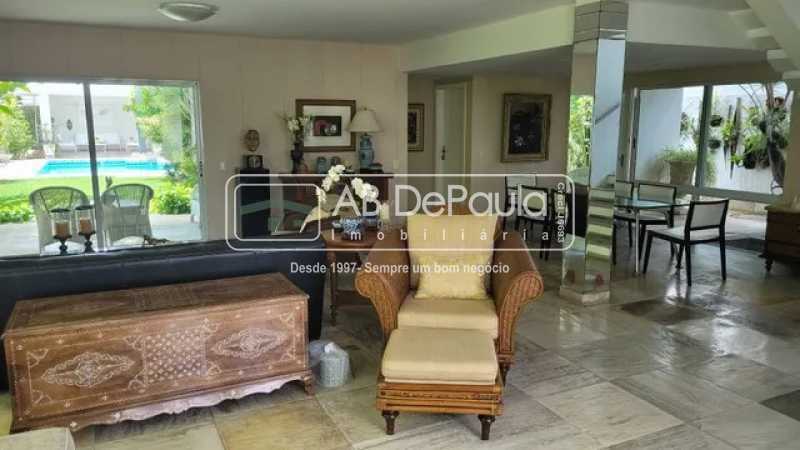 Barra da Tijuca - Residência Luxuosa à Venda - Condomínio  Crystal Lake