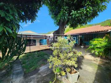 ACEITA FINANCIAMENTO - VENDE EM JARDIM SULACAP - R. TEÓFILO GUIMARÃES - CASA COM 03 QUARTOS E AMPLO QUINTAL - ABCA30269