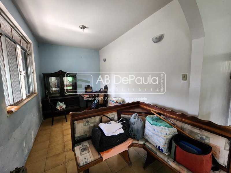Sulacap _ Casa à Venda - 2Dormitórios - Dep. Empregada - Terreno 480m² 