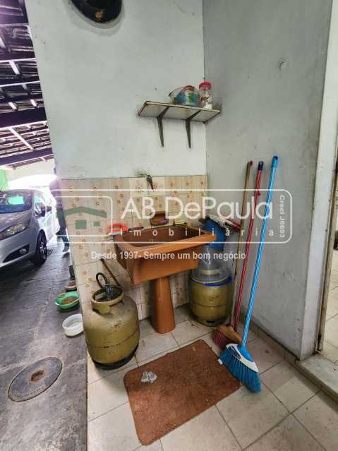 Sulacap _ Casa à Venda - 2Dormitórios - Dep. Empregada - Terreno 480m² 