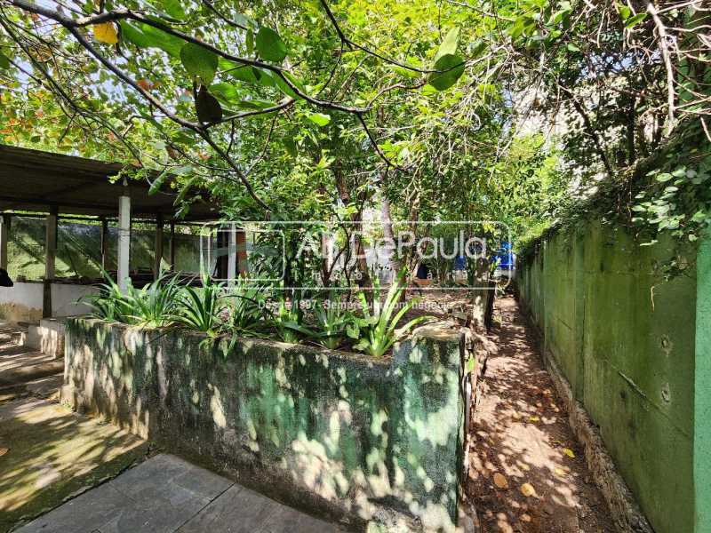 Sulacap _ Casa à Venda - 2Dormitórios - Dep. Empregada - Terreno 480m² 