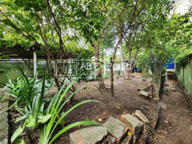 Sulacap _ Casa à Venda - 2Dormitórios - Dep. Empregada - Terreno 480m² 