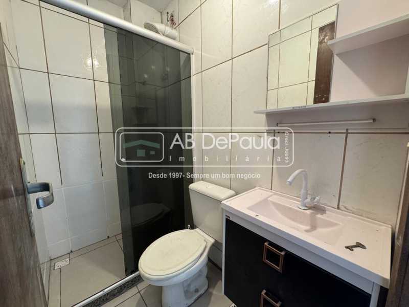 ALUGA EM REALENGO - R. OCAIBI, 160 - CASA DUPLEX COM 02 QUARTOS