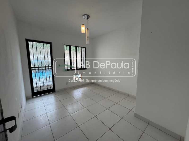 ALUGA EM REALENGO - R. OCAIBI, 160 - CASA DUPLEX COM 02 QUARTOS
