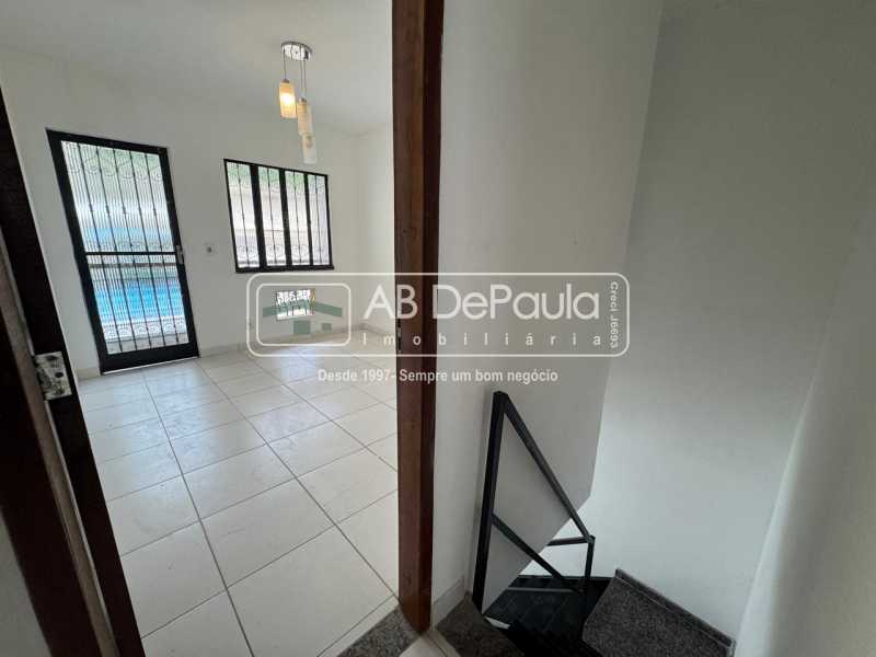 ALUGA EM REALENGO - R. OCAIBI, 160 - CASA DUPLEX COM 02 QUARTOS