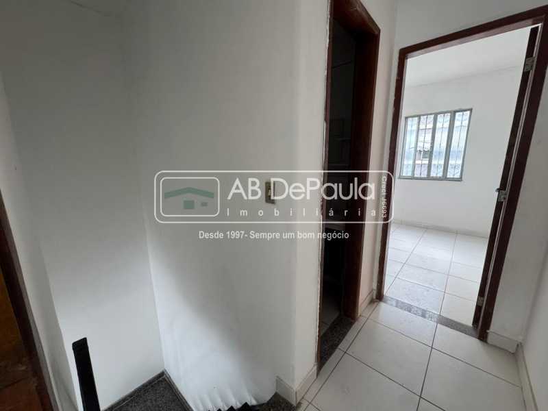 ALUGA EM REALENGO - R. OCAIBI, 160 - CASA DUPLEX COM 02 QUARTOS