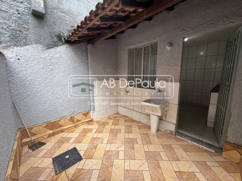 ALUGA EM REALENGO - R. OCAIBI, 160 - CASA DUPLEX COM 02 QUARTOS