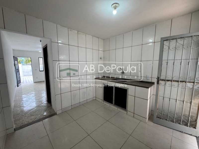 ALUGA EM REALENGO - R. OCAIBI, 160 - CASA DUPLEX COM 02 QUARTOS